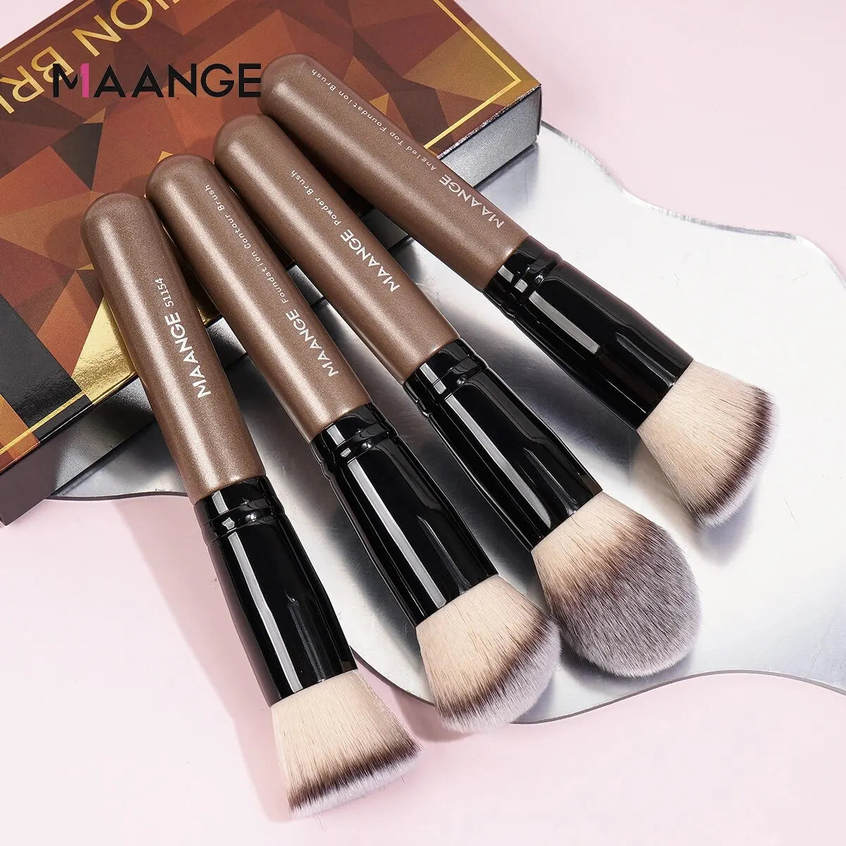 Makeup Brushes with Case Foundation Concealer Powder Makeup Brush